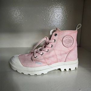 Pink Palladium Shoes, size 5